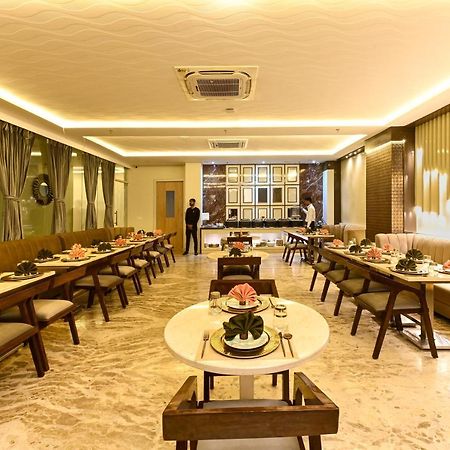 Hotel Avalon Palms Agra Agra  Eksteriør billede