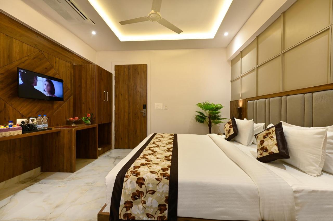 Hotel Avalon Palms Agra Agra  Eksteriør billede