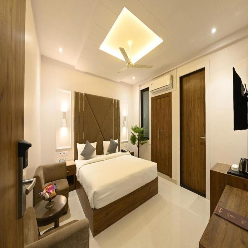 Hotel Avalon Palms Agra Agra  Eksteriør billede
