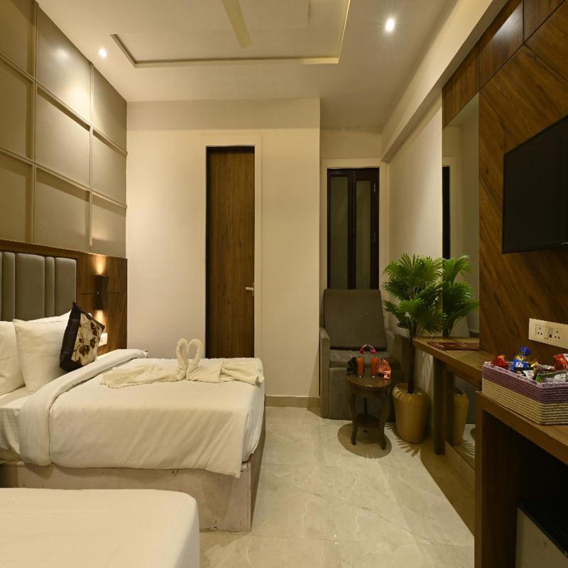 Hotel Avalon Palms Agra Agra  Eksteriør billede