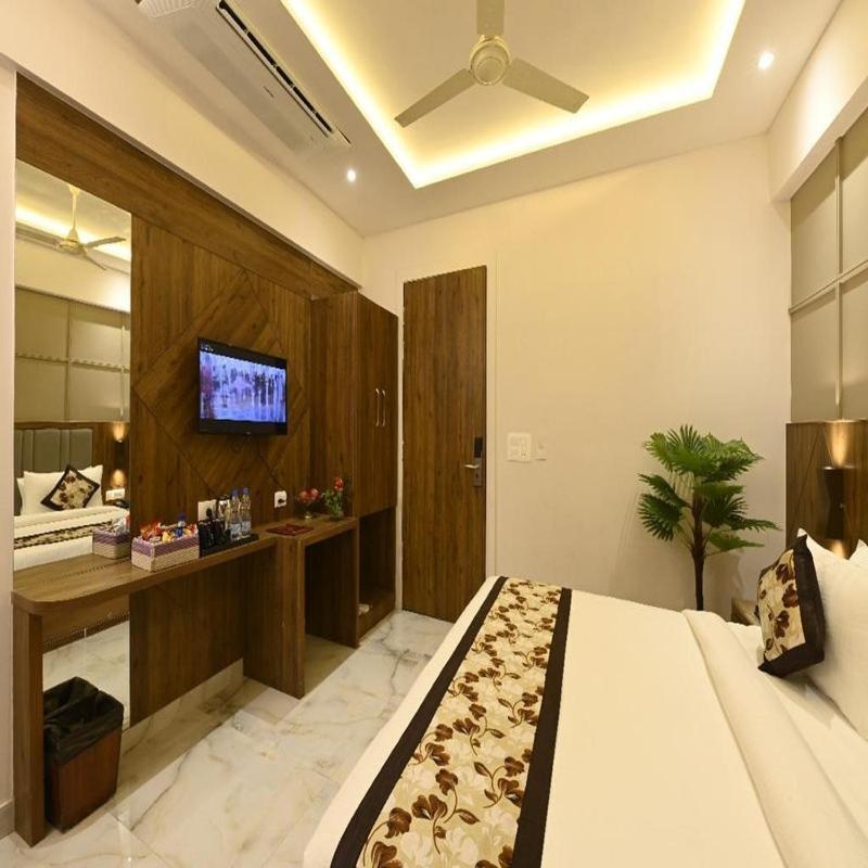 Hotel Avalon Palms Agra Agra  Eksteriør billede